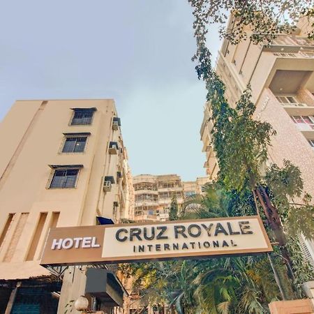 Hotel Cruz Royale Mumbai  Buitenkant foto